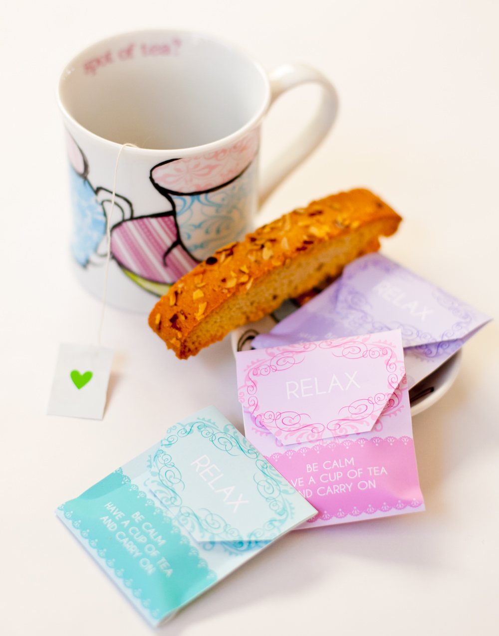 DIY: Baby Shower Tea Party Favor + Free Printable!, image size:1000x1276