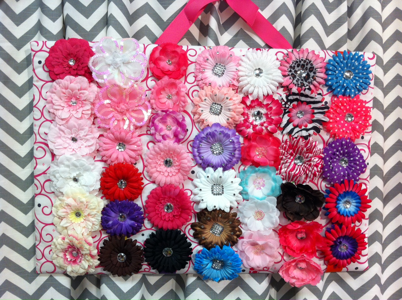 Handmade girls bow board! Have You Heard of a Bow Board? | Ellie and Piper main image 2