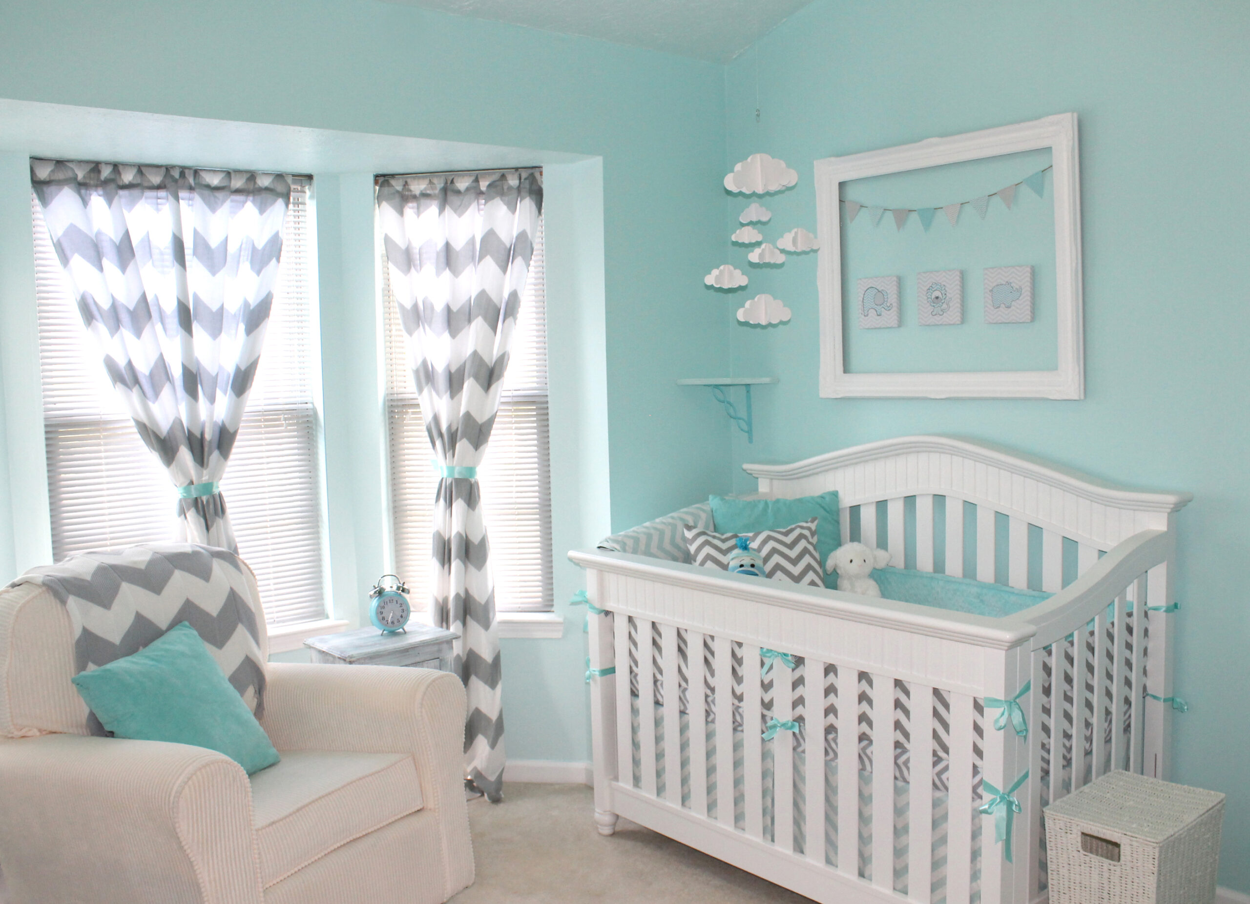 Aqua and Gray Chevron Nursery - Project Nursery, image size:2560x1852
