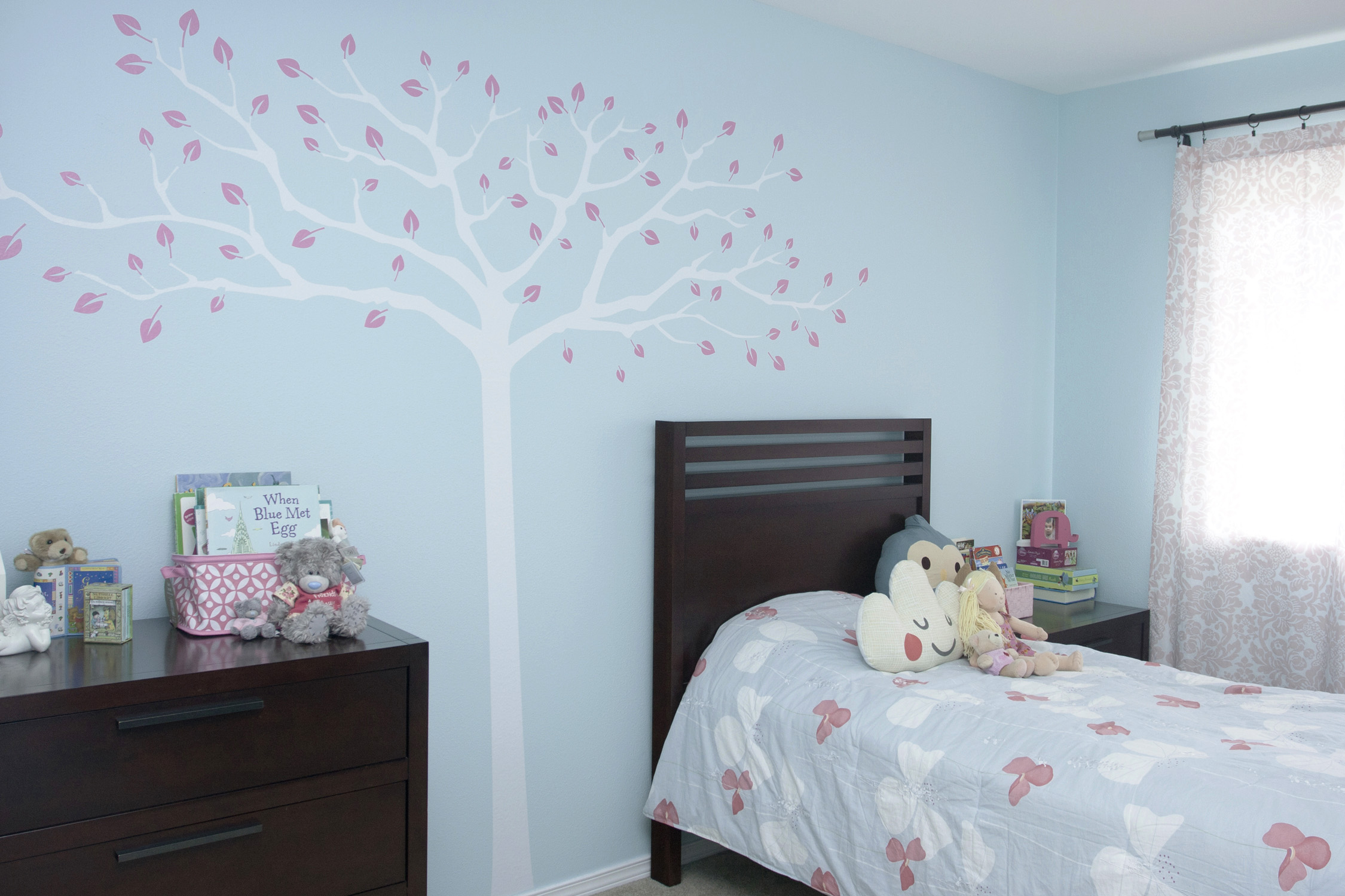 Light Blue, Light Pink and cute Owls for Olivia - Project Nursery, image size:2250x1500