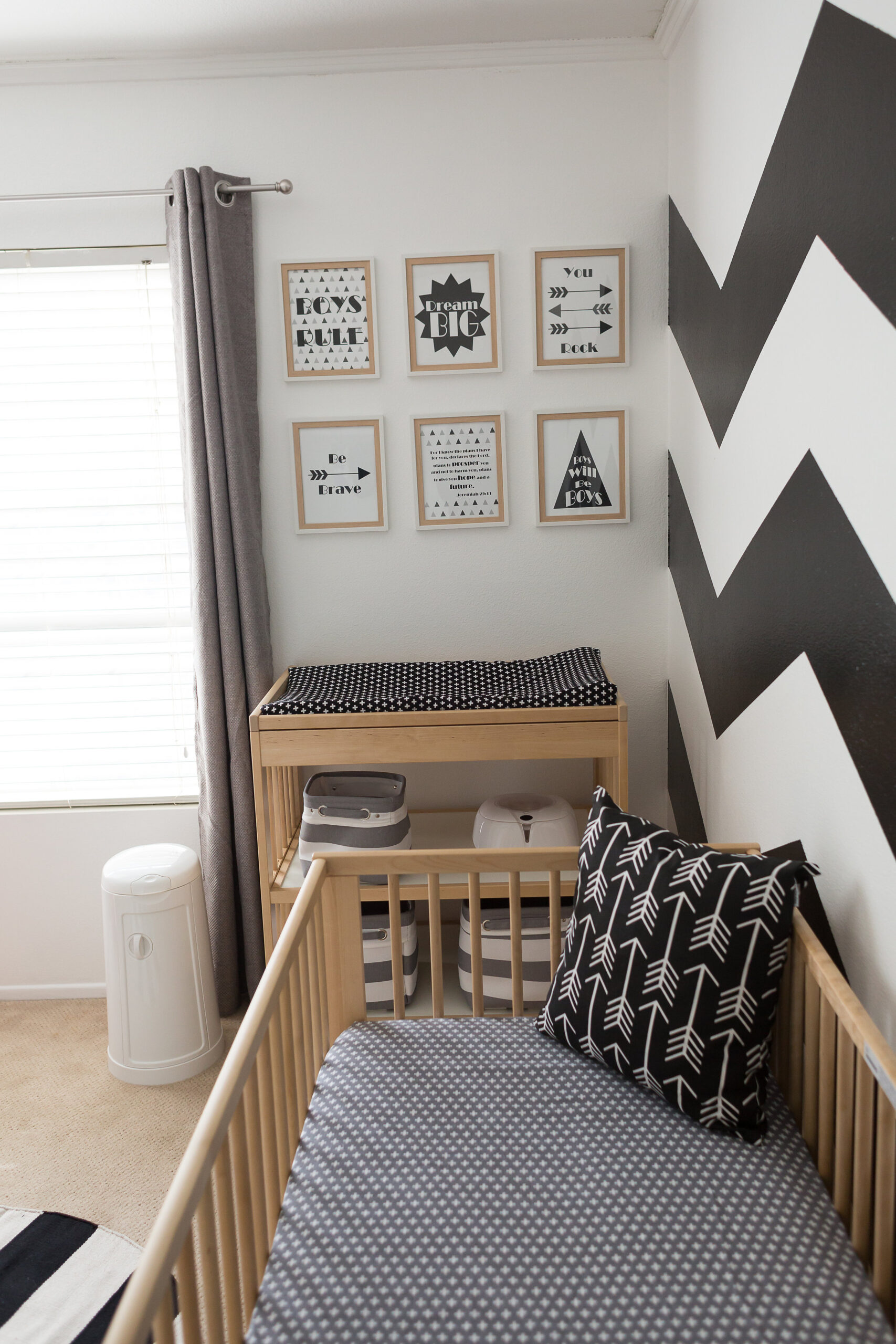 Black and White Modern Nursery - Project Nursery