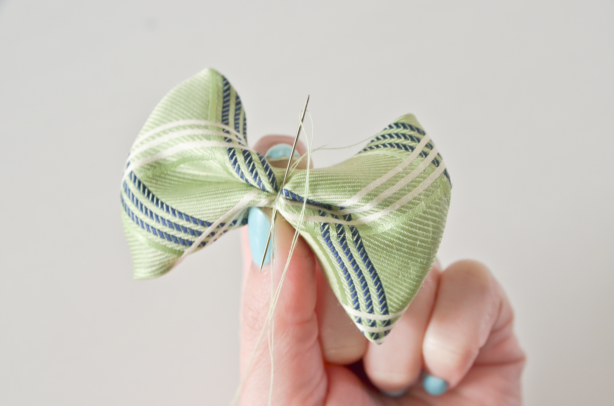 How to Sew a Bow How to Sew a Bow