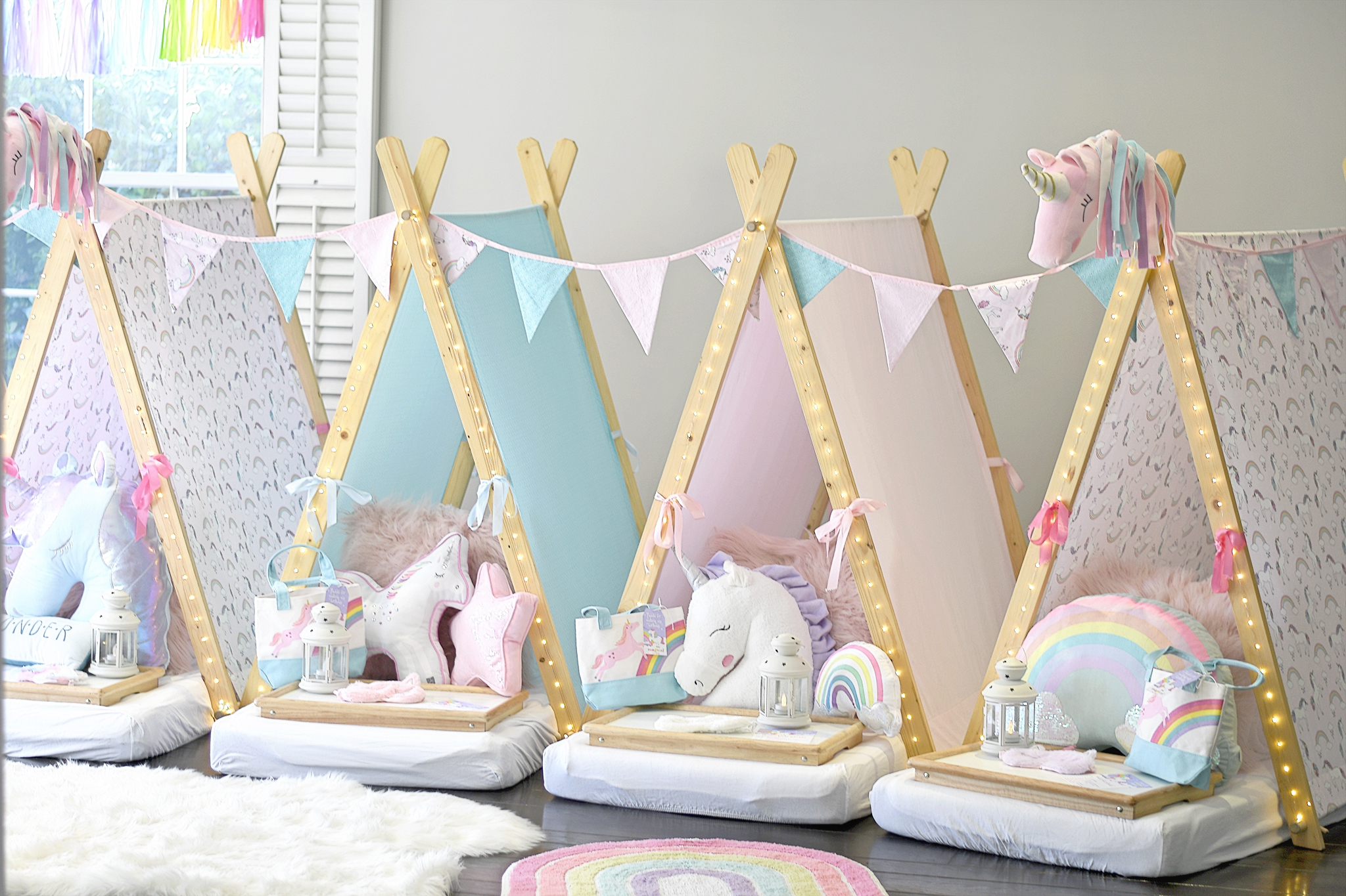 Slumber Under Rainbow Unicorn Party